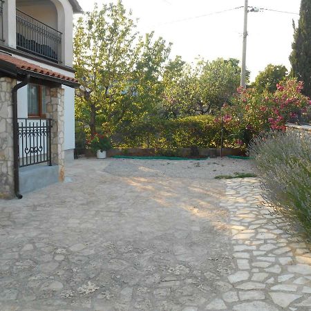 Miadea Rovinjsko Selo Exterior foto