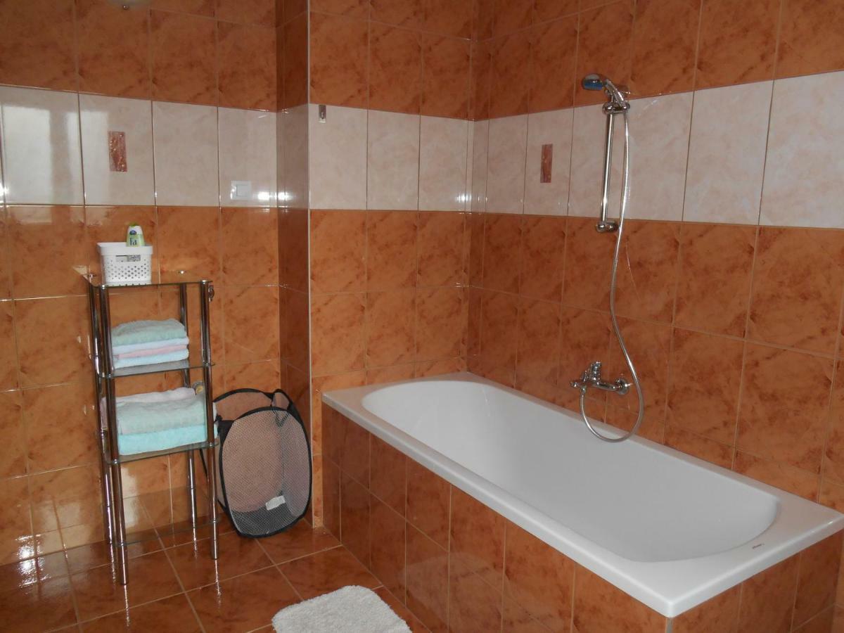 Miadea Rovinjsko Selo Exterior foto