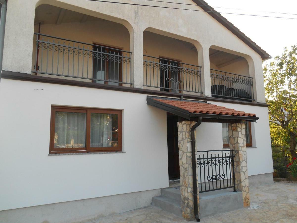 Miadea Rovinjsko Selo Exterior foto