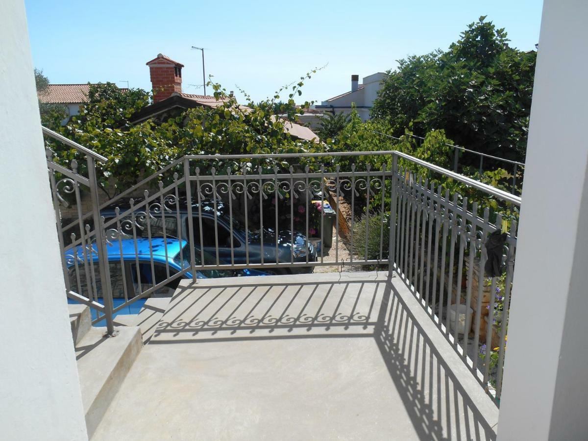 Miadea Rovinjsko Selo Exterior foto