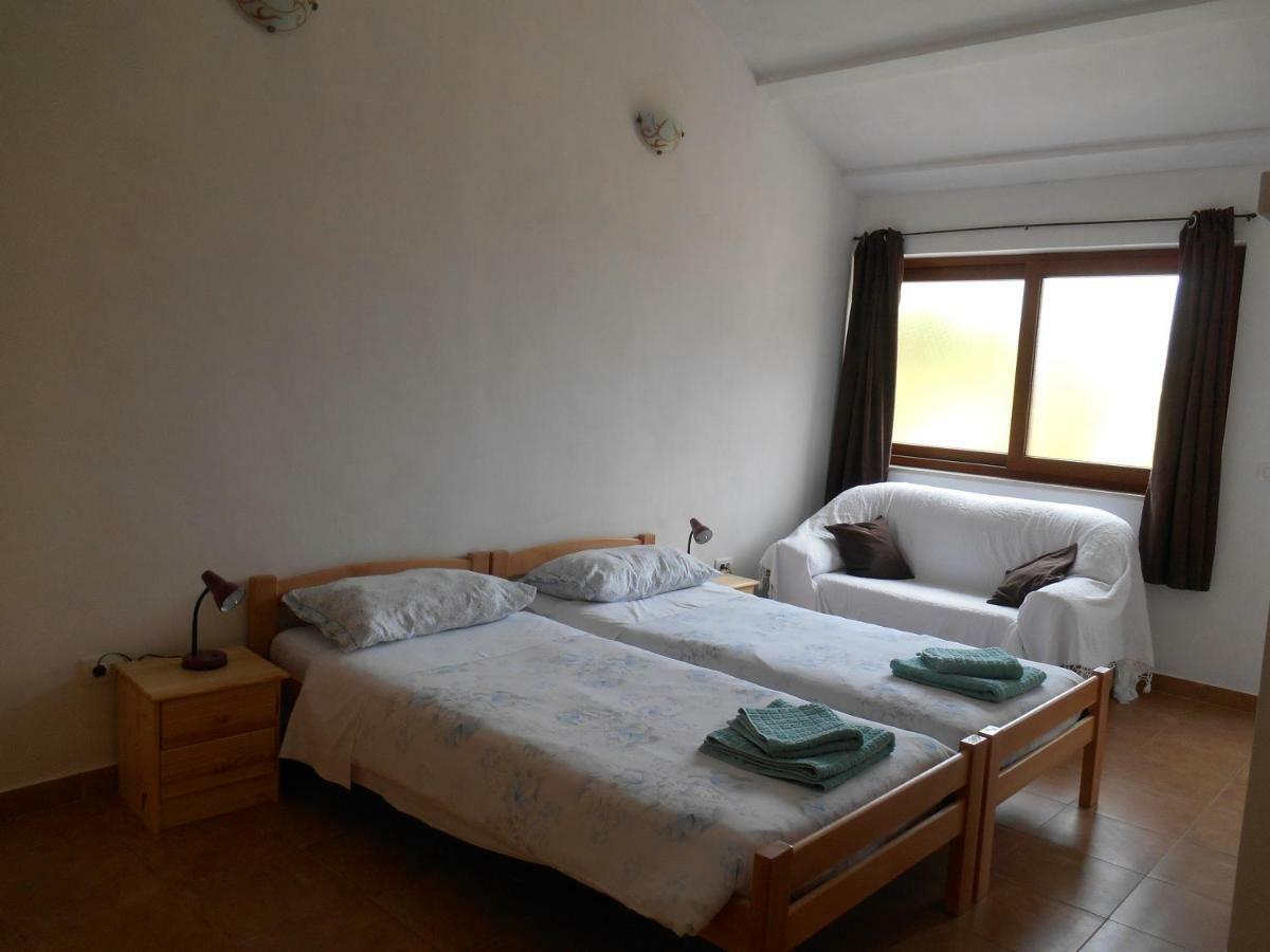 Miadea Rovinjsko Selo Exterior foto